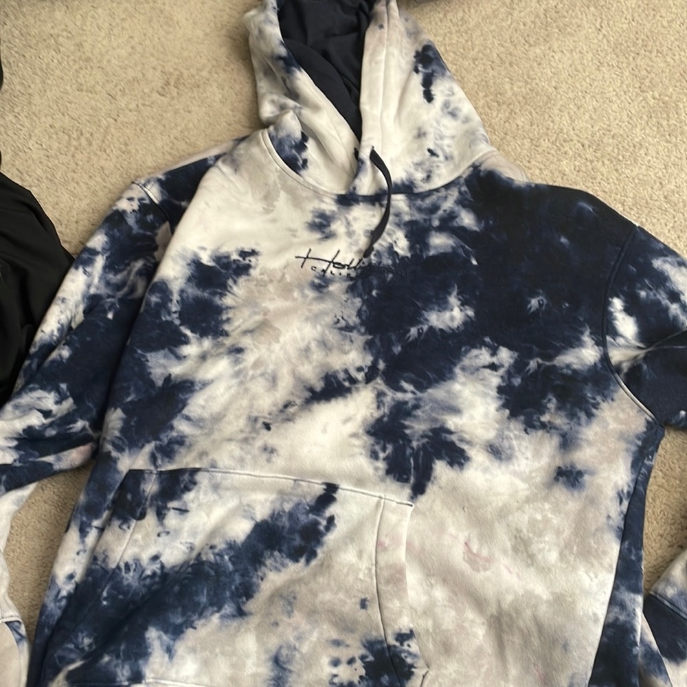 holister sweatshirt - Picture 1 of 3